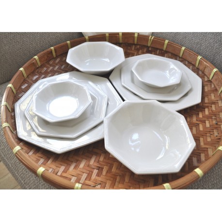 SERVICES ASSIETTES COUPELLES JOHNSON BROTHERS (X9)