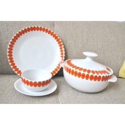 PLATS DE SERVICE SEVENTIES soupière, saucière, grande assiette RENNER Collection "Mon Chéri" (X3)